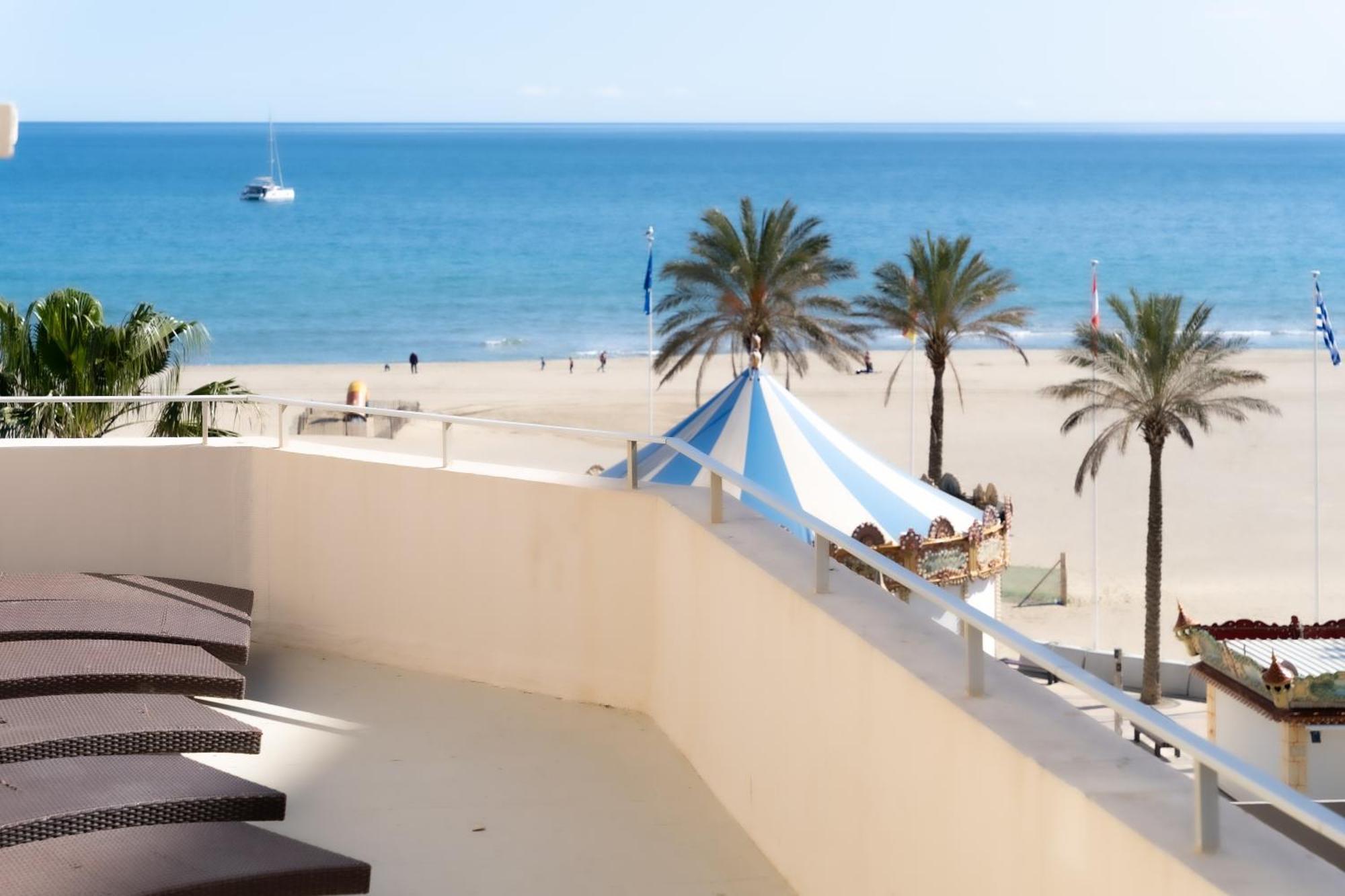 Residence Maricel Canet-en-Roussillon Bagian luar foto